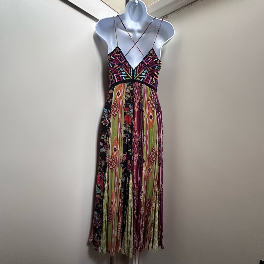 Anthropologie Embroidered Flowy Maxi Dress - Picture 4 of 8